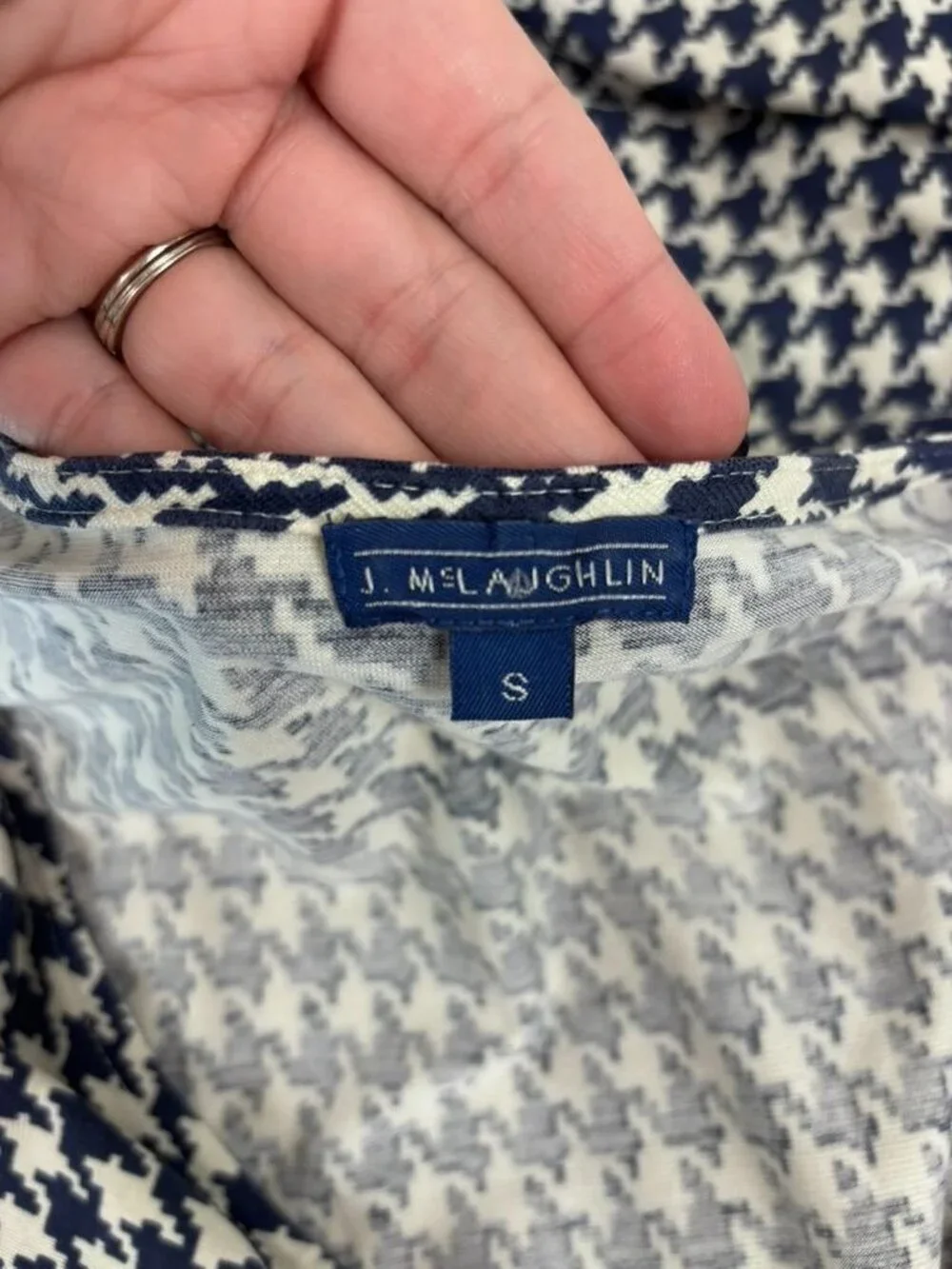 J. McLaughlin small navy houndstooth 3/4 sleeve silk blend knee length dress - Picture 7 of 8
